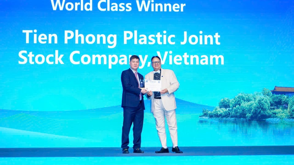 nhua-tien-phong-danh-hieu-world-class-co-hoi-moi-co-phieu-ntp-2025